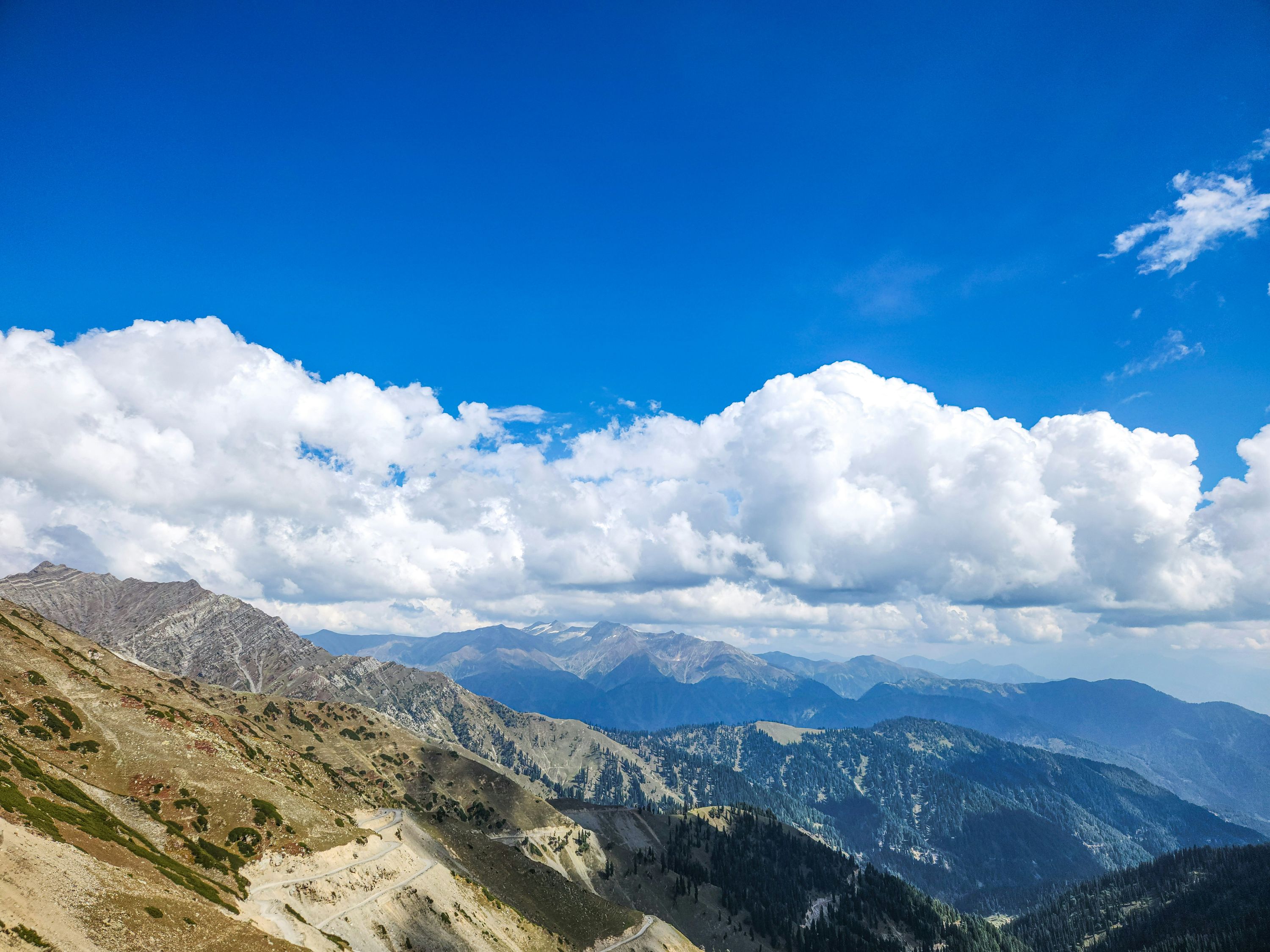 Sinthan Top, offbeat Jammu & Kashmir — landscape view