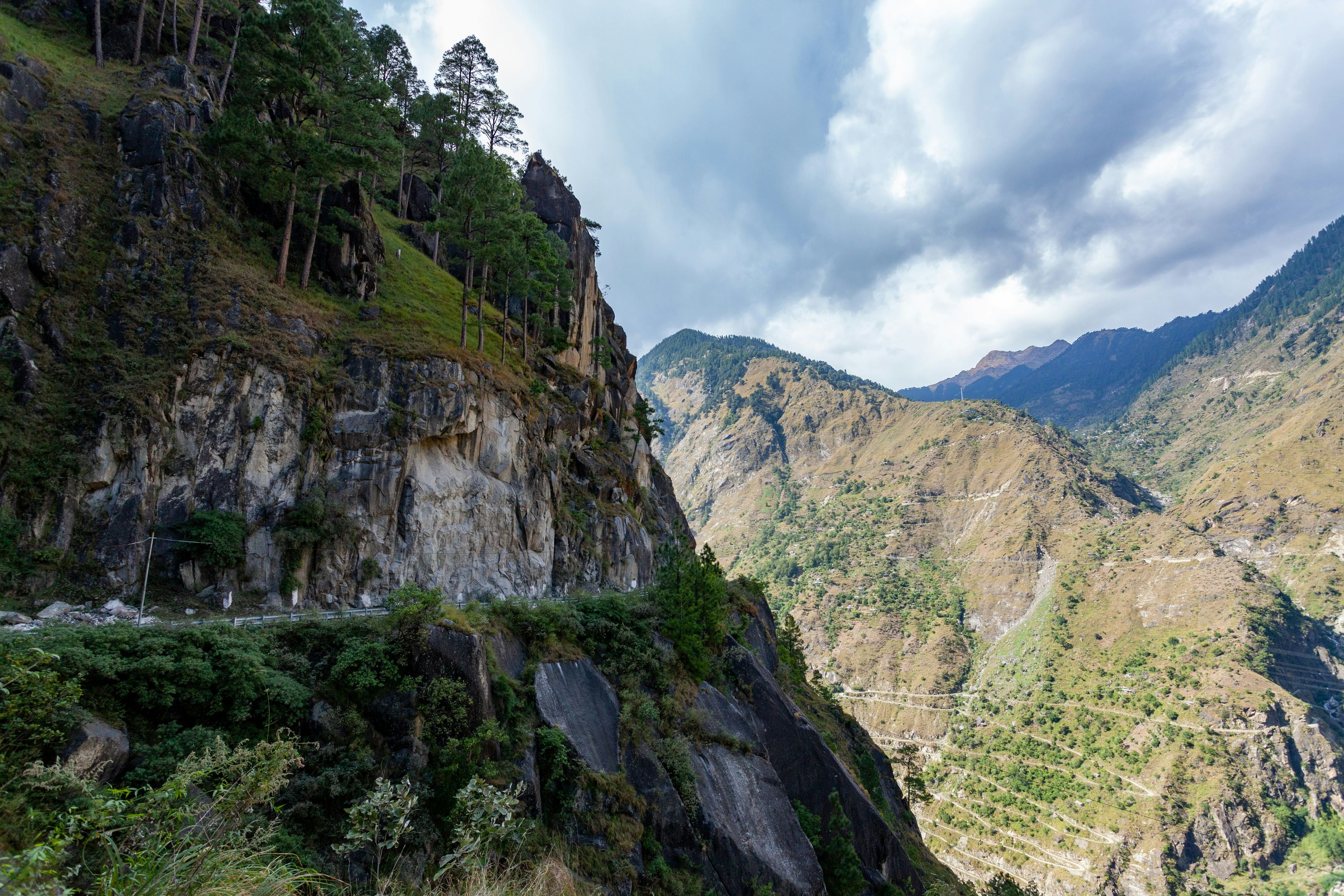 Sangla Valley, offbeat Himachal Pradesh — landscape view