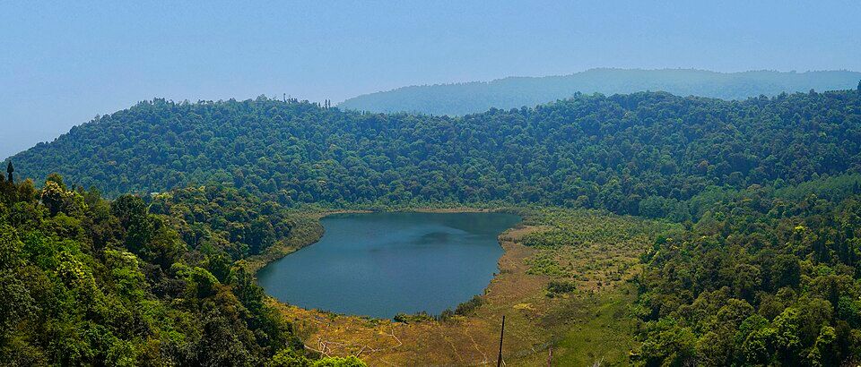 Khecheopalri Lake, offbeat Sikkim — landscape view