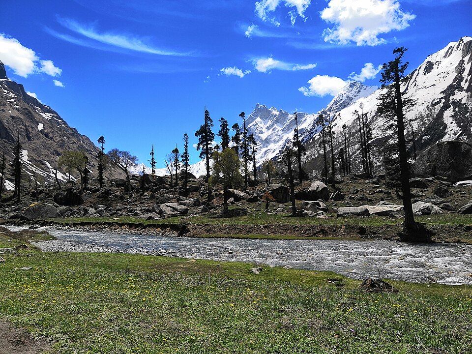 Sankri, offbeat Uttarakhand — landscape view
