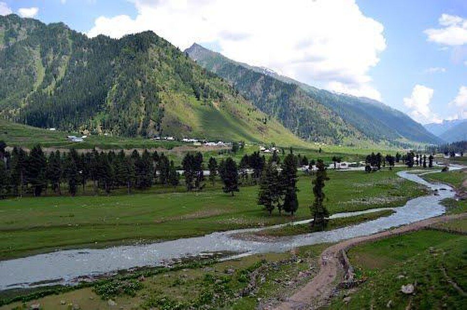 Warwan Valley, offbeat Jammu & Kashmir — landscape view
