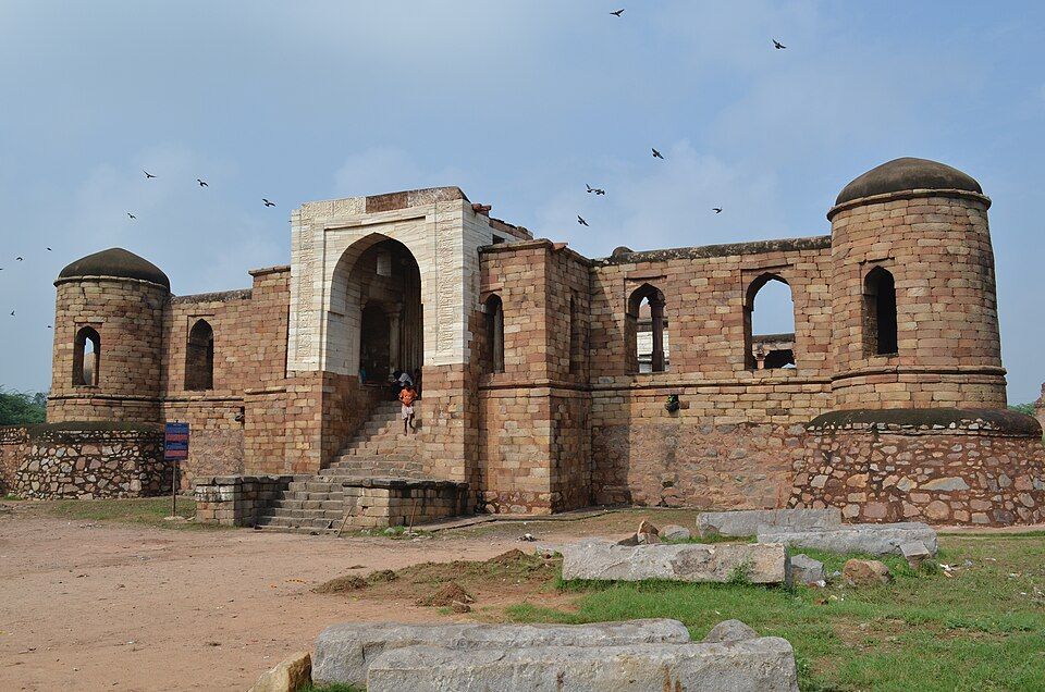 Sultan Ghari Tomb, offbeat Delhi — landscape view