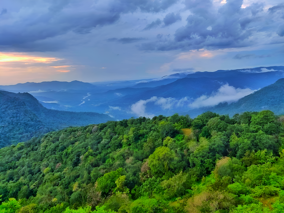 Sirsi and Yana Rocks — photo 3