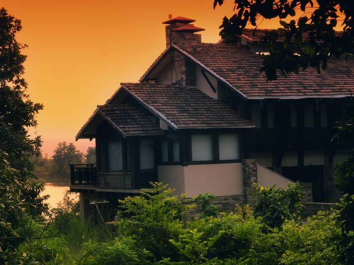 Denwa Backwater Escape