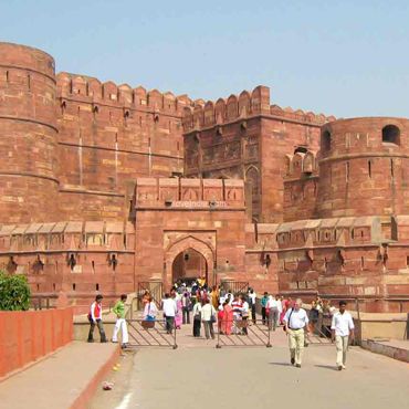 03 Days Golden Triangle Tour from Delhi — 1N Agra · 1N Jaipur