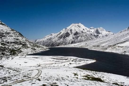 🏔️ Arunachal Pradesh – 6 Days / 5 Nights — 1N Bomdila · 3N Tawang · 1N Dirang