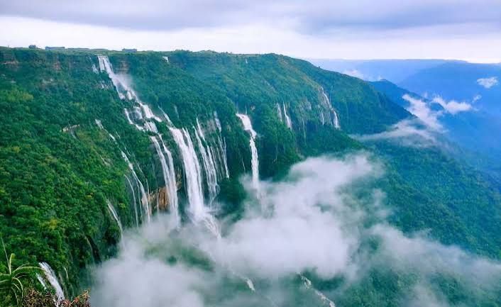 6 Nights / 7 Days Meghalaya Itinerary — 2N Cherrapunji · 4N Shillong