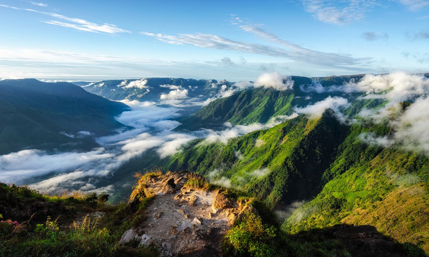 Meghalaya Tour 5 Days / 4 Nights — 1N Shillong · 2N Cherrapunji · 1N Dawki